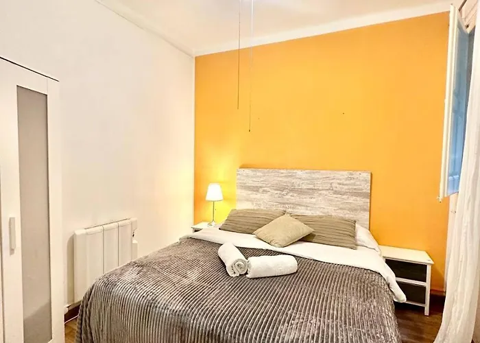 Big And Bright Apartment Bcn